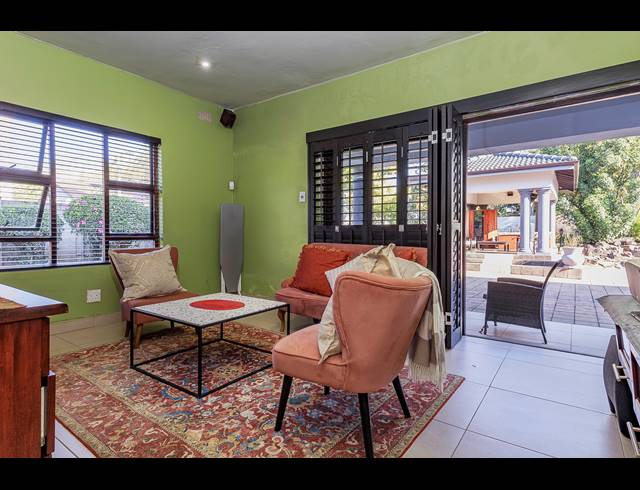 4 BEDROOM HOUSE FOR SALE IN HILLCREST PARK
